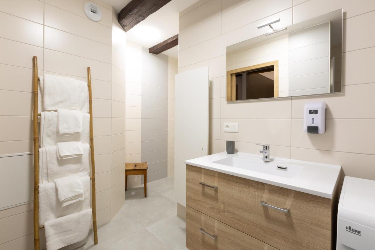 Le Rhenanus Jacques Taurellus - Appartement Duplex Au Calme - Centre Ville - Parking Gratuit Selestat Exterior photo